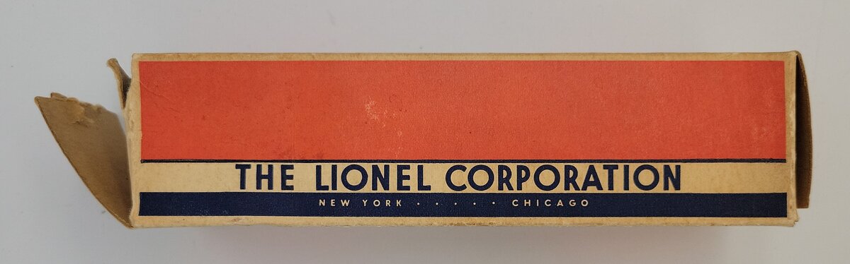 Lionel 6801-60 White and Brown Boat in Separate Sale Box