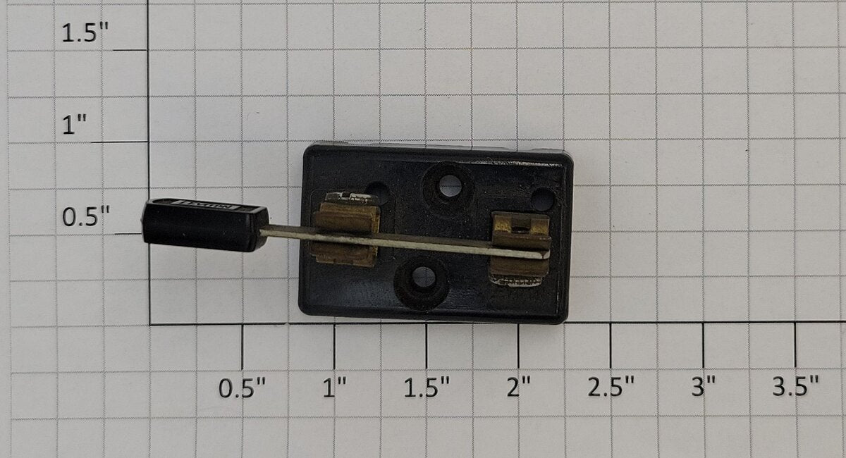 Leviton 9916 O Gauge Vintage SPST Knife Switch with Plastic Base