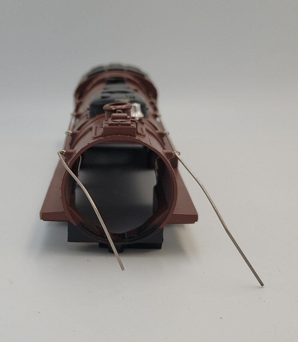 Lionel 8003-74 Repainted Berkshire Brown Steam Locomotive Shell w/o Boiler Front