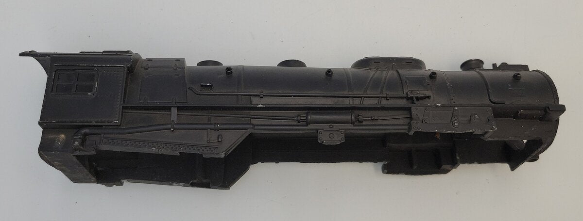 Lionel 646-3 Repainted Black Hudson 4-6-4 Steam Locomotive Shell