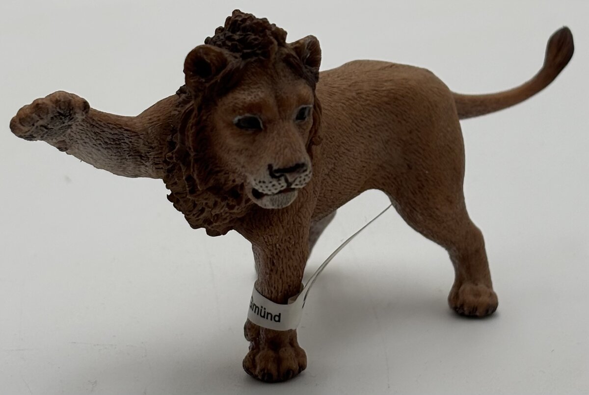 Schleich 14374 Heavy Duty Plastic Young Lion Figure (Single Item)
