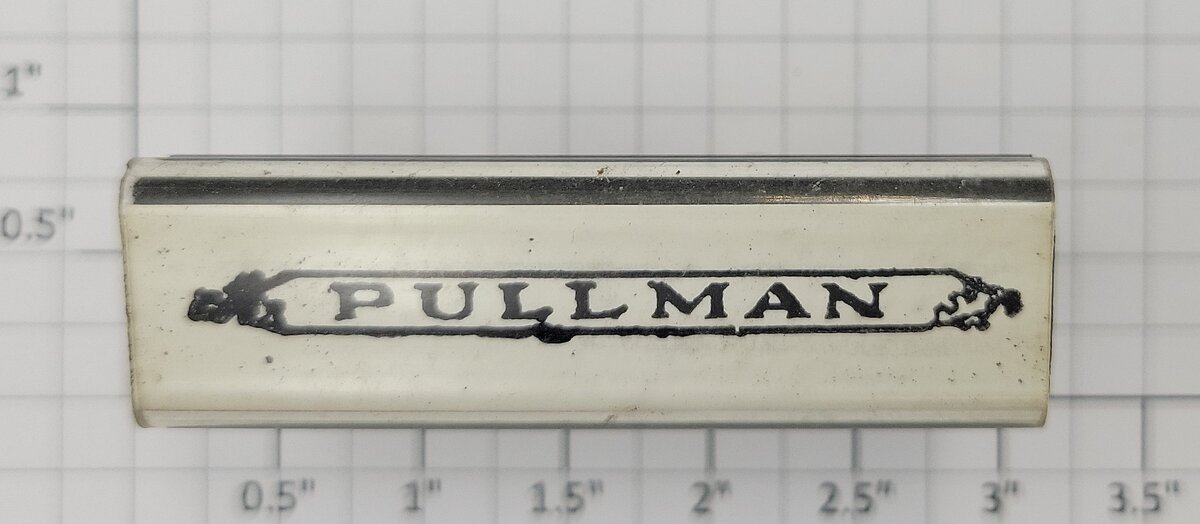 Lionel RS-PULL2 "Pullman" Framed Ornamental Cartouche Roman Serif Rubber Stamp