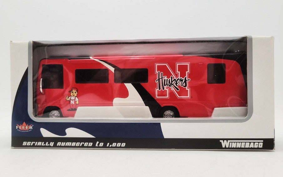 Fleer 2002 1:50 Scale Nebraska N Huskers Diecast Collectible Winnebago Bus