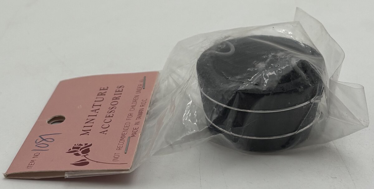 Miniature Accessories 1081 G Round Kitchen Basket