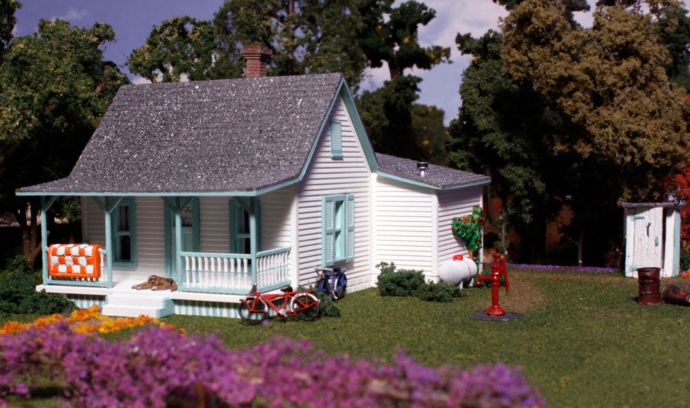 Woodland Scenics PF5186 HO Country Cottage Building Kit