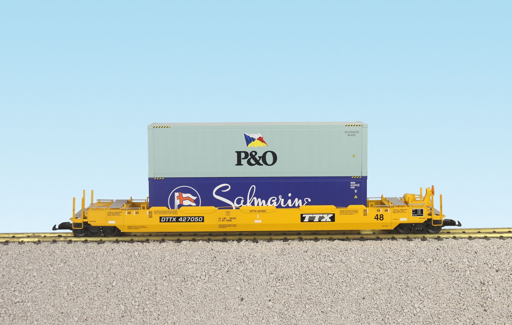 USA Trains R17102 G TTX Intermodal Car with Containers #2