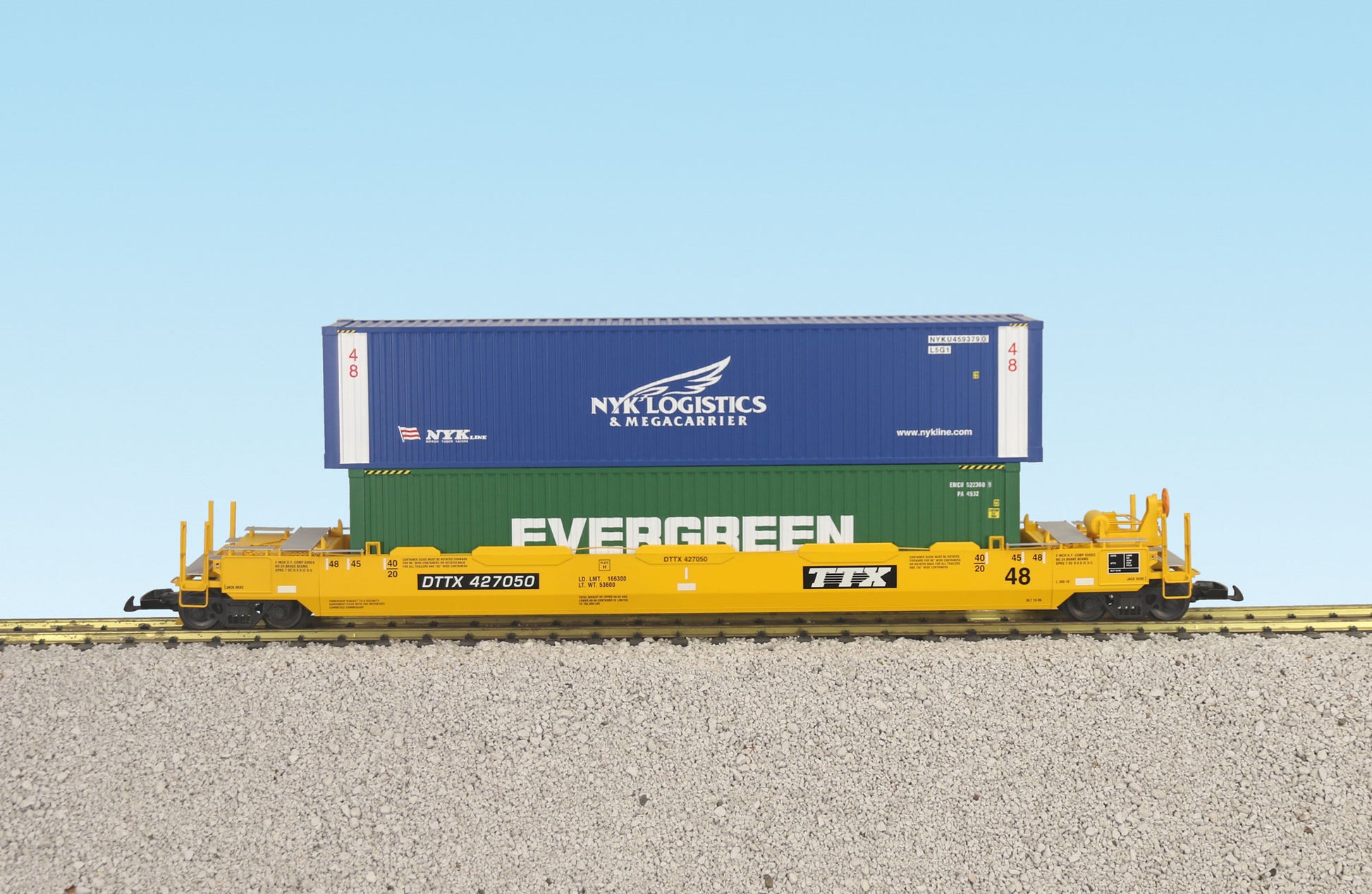 USA Trains R17103 G TTX Intermodal Car with Containers #3