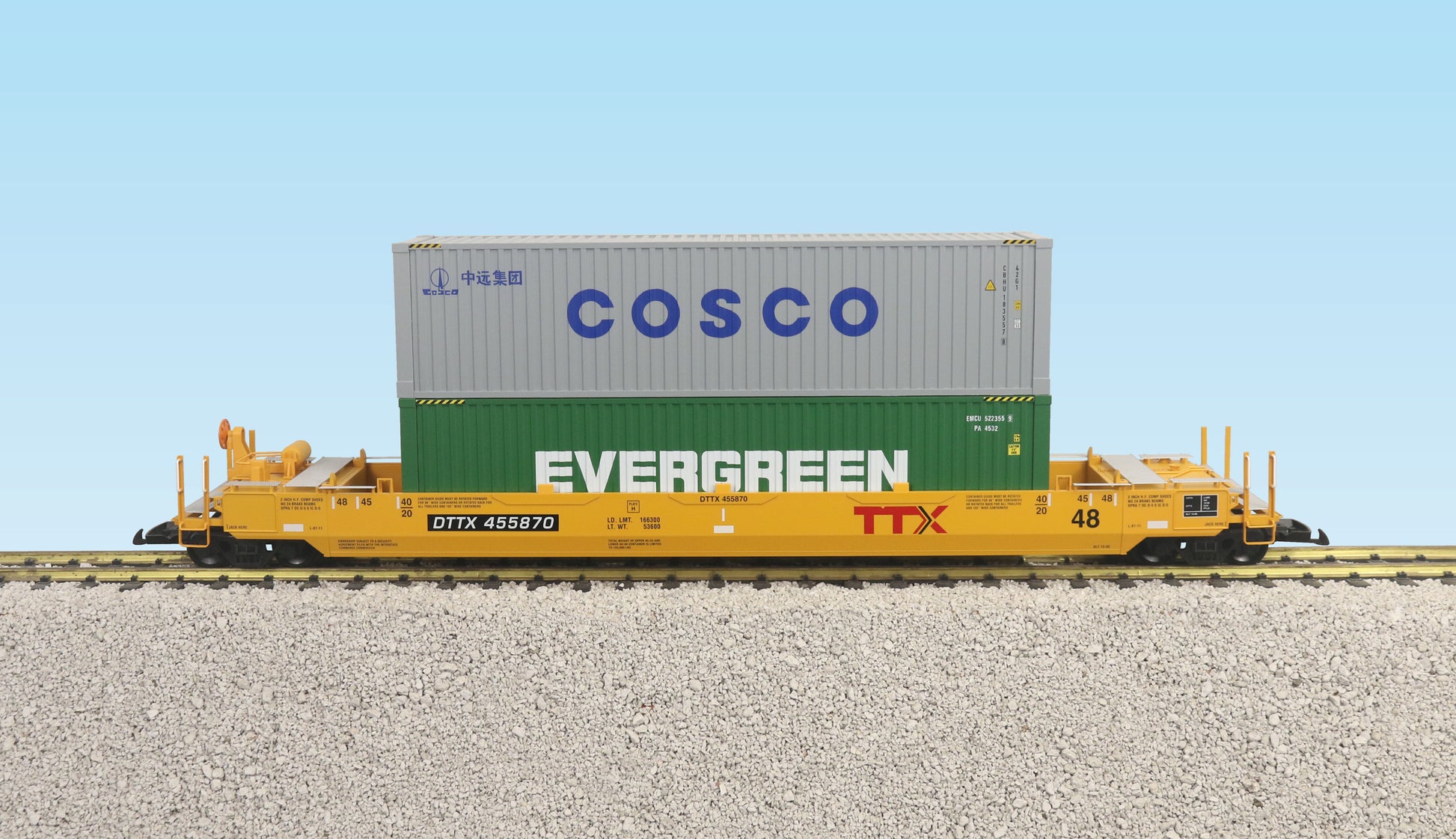 USA Trains R17146 G TTX Red Logo Intermodal Car with Containers #2