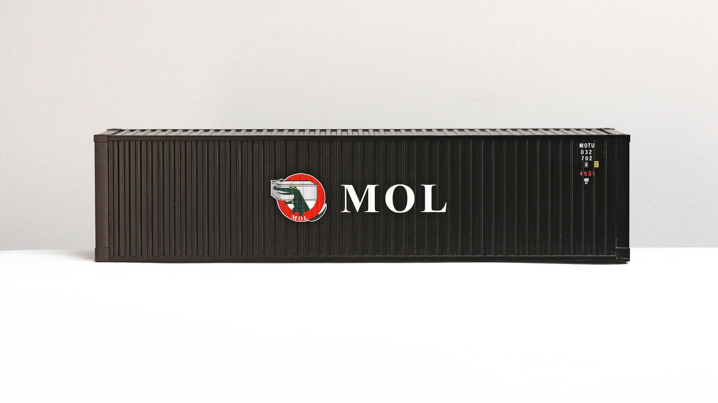 USA Trains R1721B G MOL 40' Container Corrugated Sides