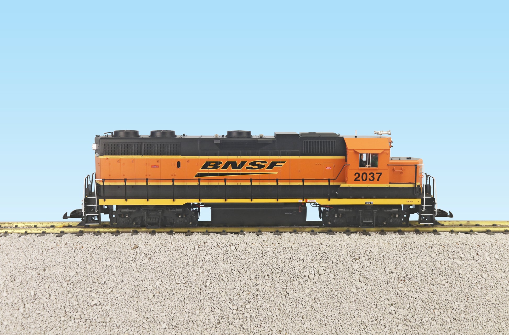 USA Trains R22230 G BNSF Speed Lettering Orange/Black GP38-2 Diesel Locomotive