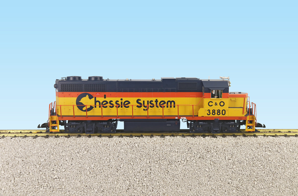 USA Trains R22233 G Chessie System GP38-2 Diesel Locomotive