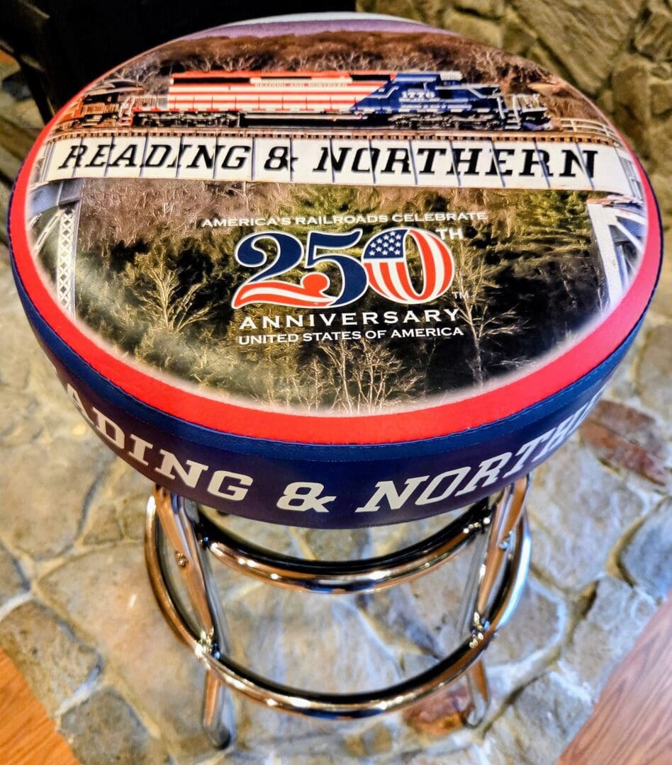RMBD R-020-1776-2 Reading & Northern Bridge View USA 250th #1776 Bar Stool