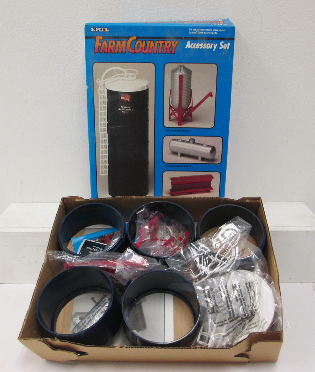 Ertl 4305 1:64 Scale Farm Country Harvestore Silo Diecast Bin & Tank Kit