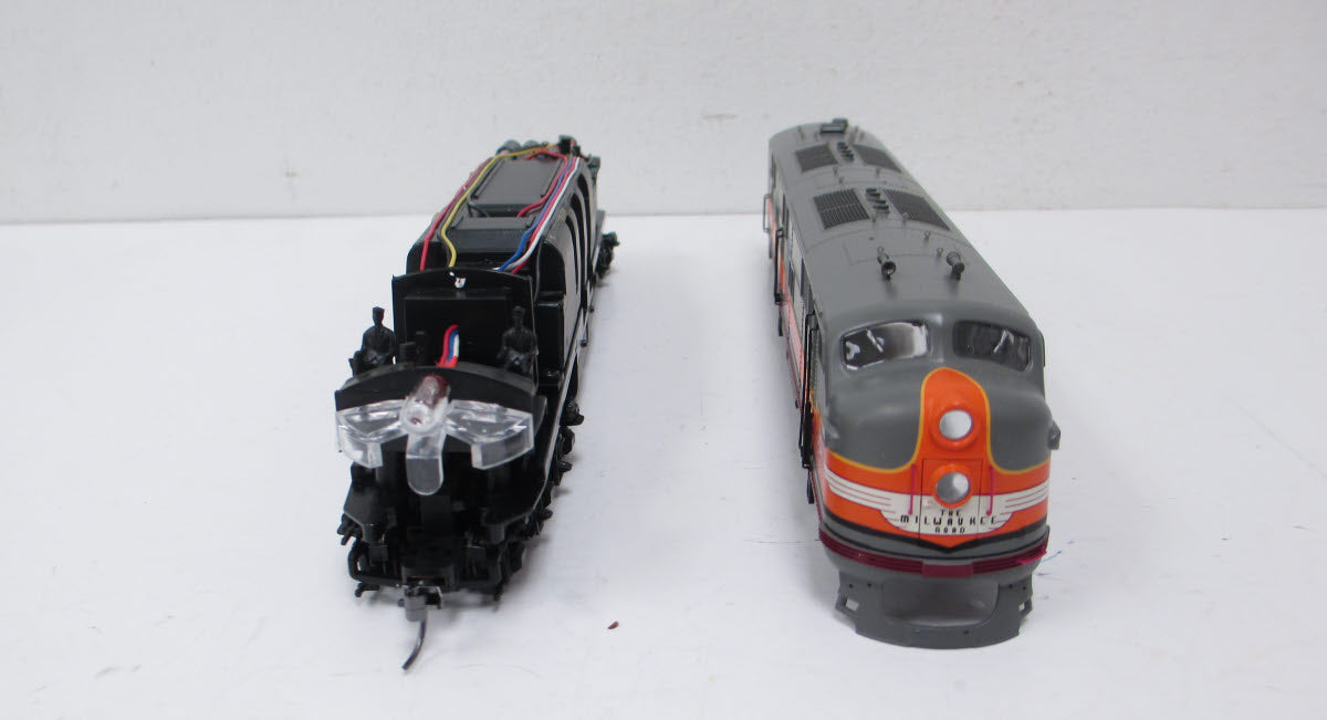Proto 2000 21114 HO Scale Milwaukee E7 A Unit Diesel Locomotive LN/Box
