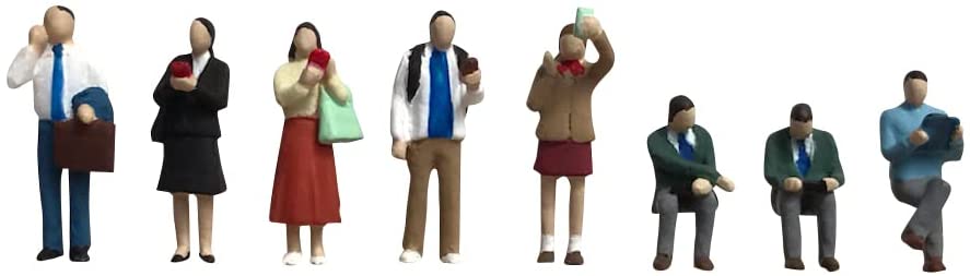 TomyTec 314257 N People Looking at Smart Phones Figures (Set of 8)