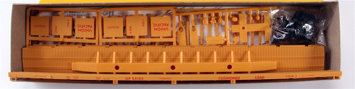 Accurail 9302 HO Union Pacific 89' Tri- Level Auto Rack