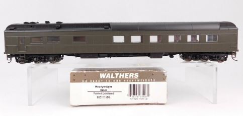 Walthers 932-10199 HO Painted Unlettered Heavyweight Diner LN/Box