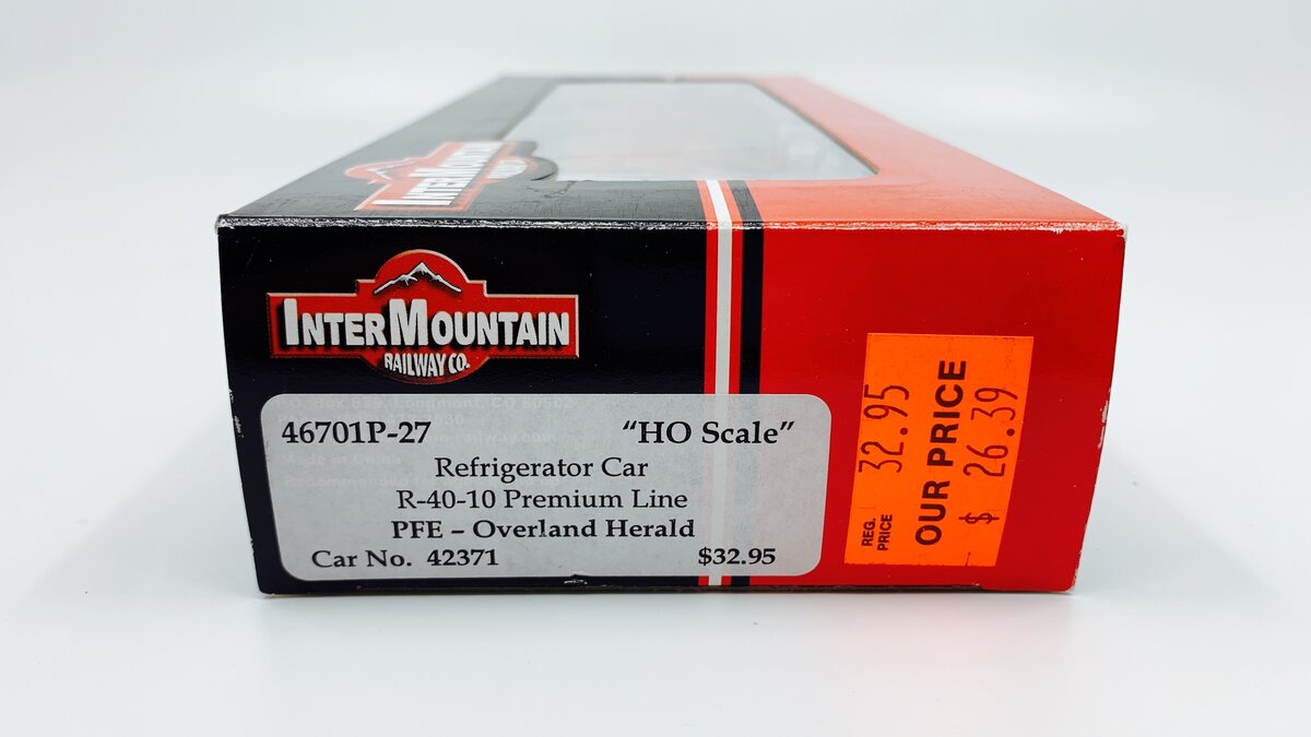 InterMountain 46701P-27 HO PFE - Overland Herald R-40-10 Refrigerator Car