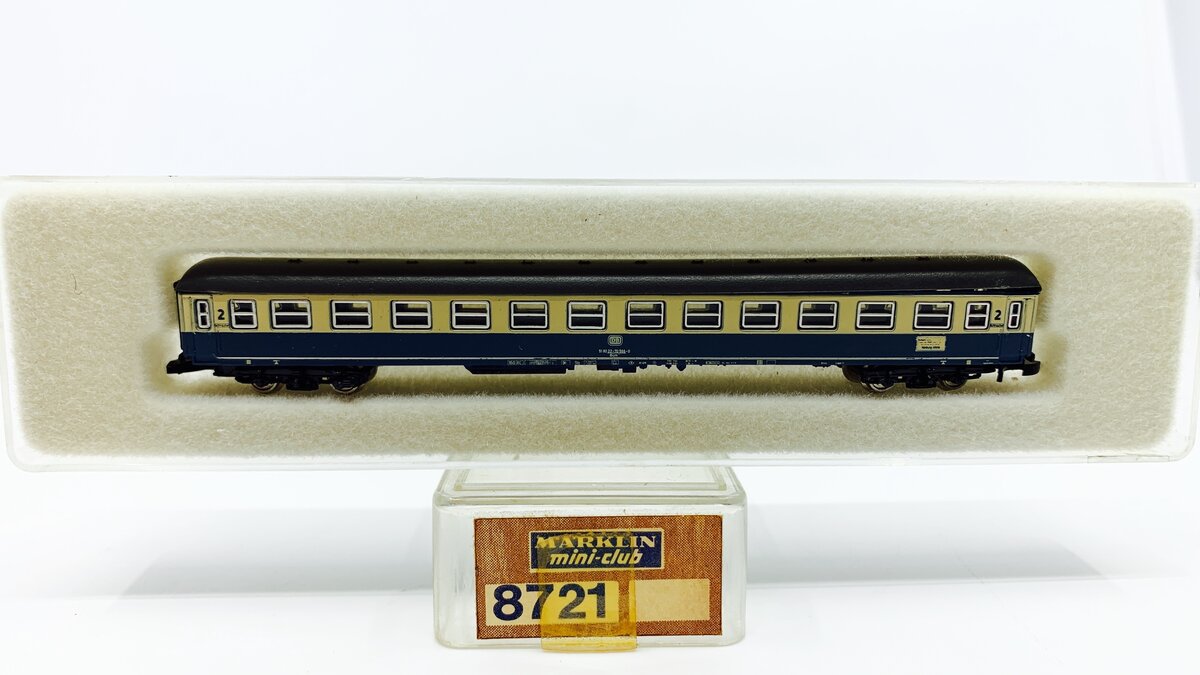 Marklin 8721 Z Inter City 2nd Class Passenger Car LN/Box