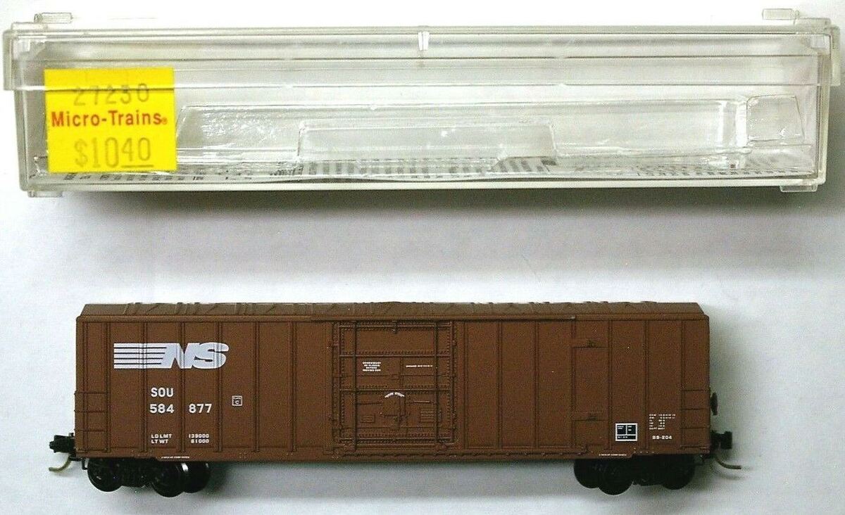 Micro-Trains 02700230 N Norfolk Southern 50' Plug Door Rib Side Boxcar #584877