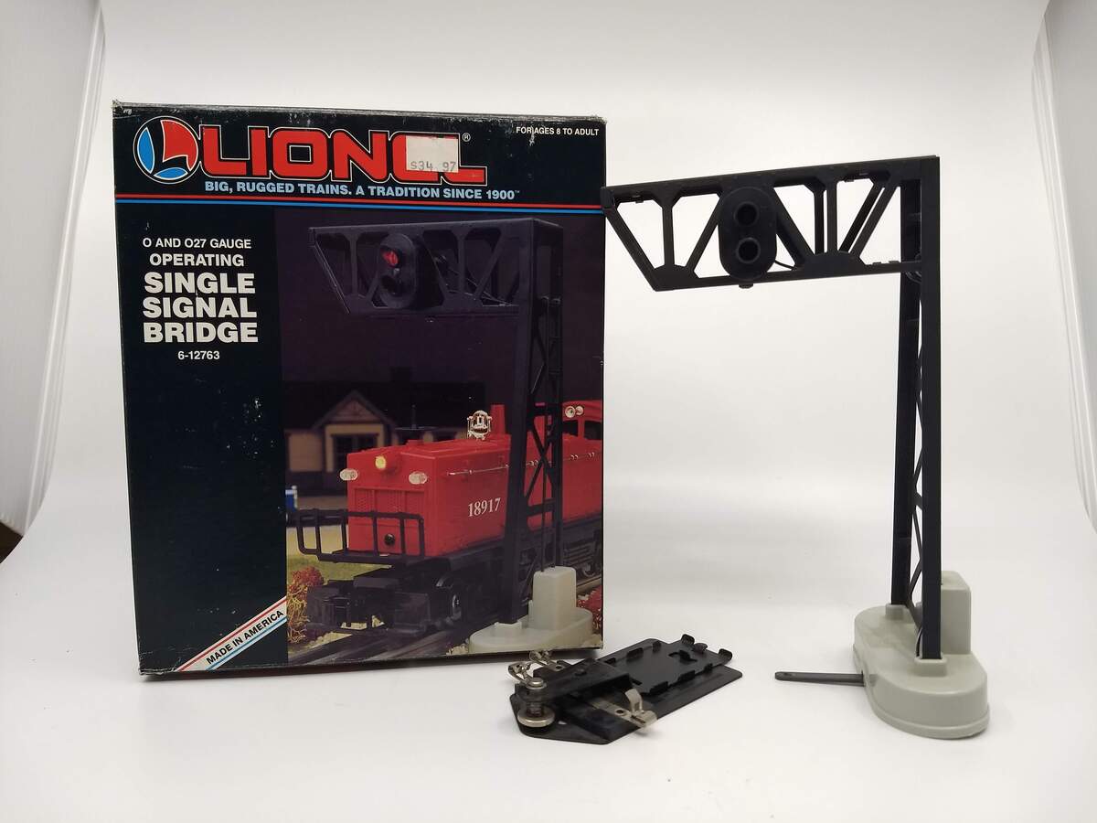 Lionel 6-12763 O/O27 Gauge Single Signal Bridge LN/Box
