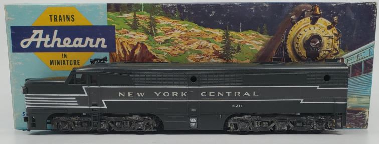 Athearn 3323 HO Scale New York Central PA1 Diesel Locomotive #4211 LN/Box