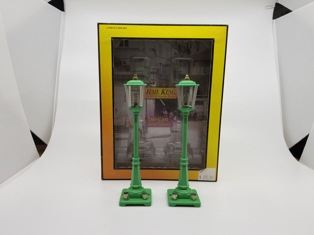 MTH 30-1083 O Light Green #56 Gas Lamp Set (Pack of 2) EX/Box