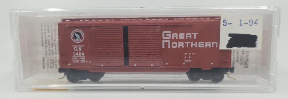 Micro-Trains 02300210 N Great Northern 40' Standard Double Door Boxcar #3484 LN/Box