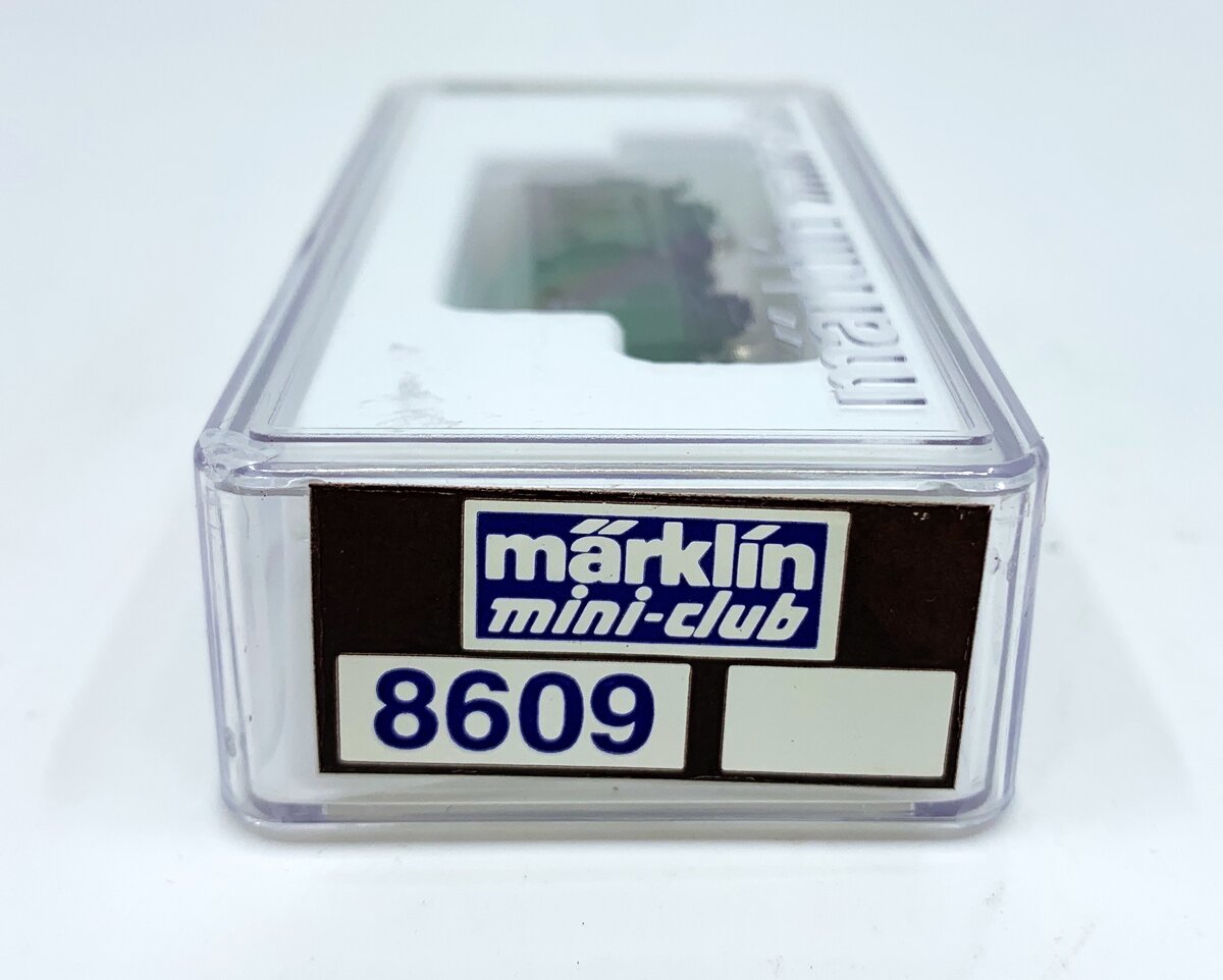 Marklin 8609 Z Scale DB German Federal Railroad Freight Train Baggage Car