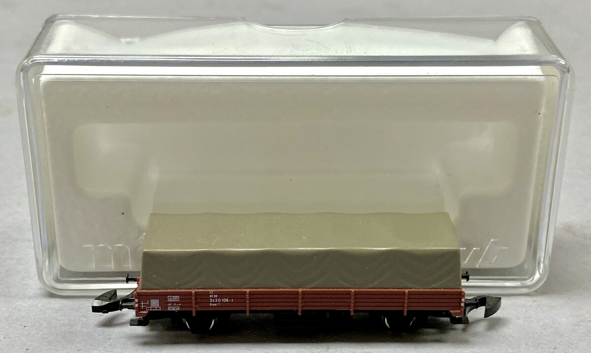 Marklin 8665 Z Scale Mini Club DB Low-Side Gondola w/Tarp Covered Load