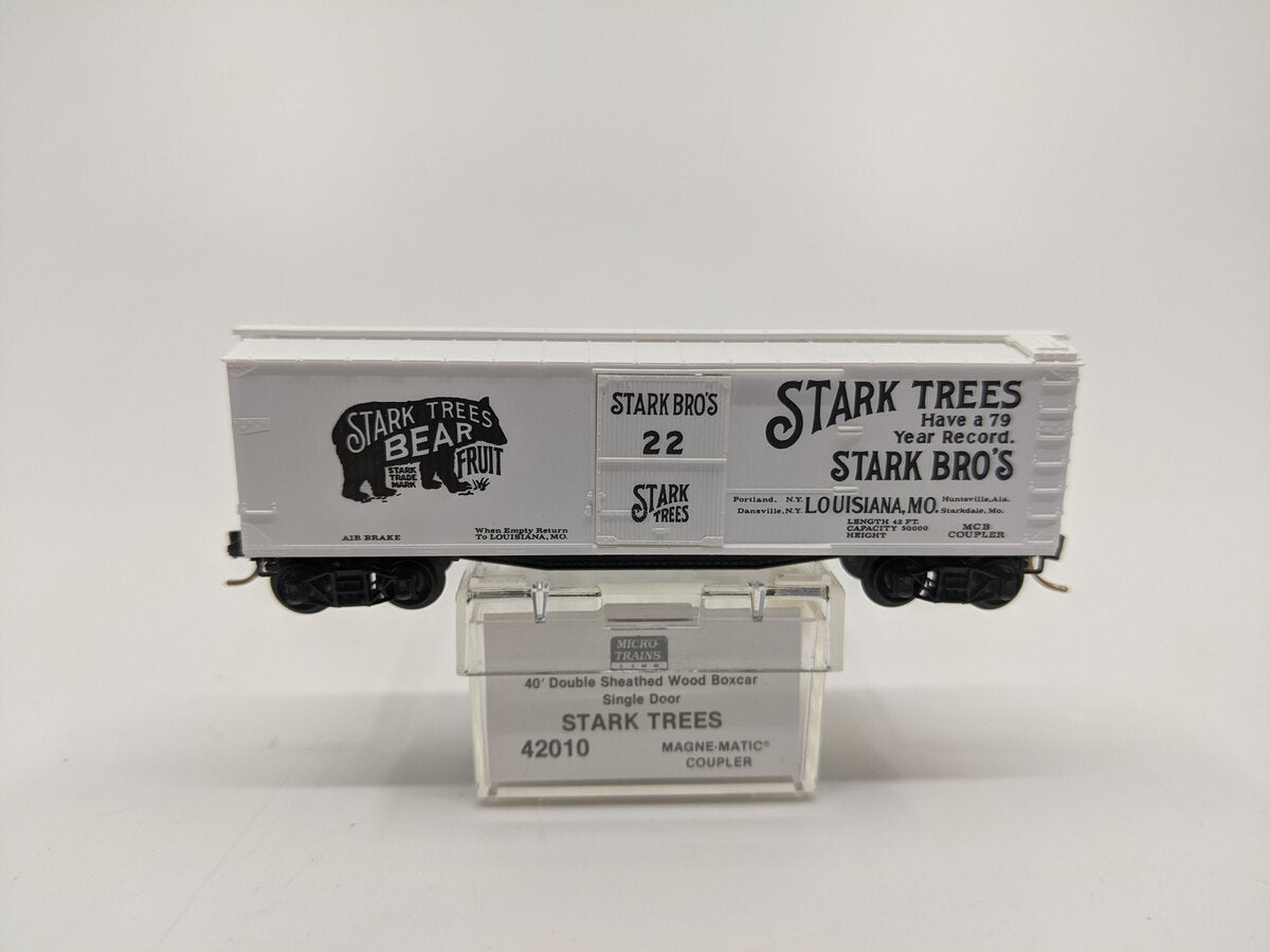 Micro-Trains 04200010 N Stark Bro's 40' Single Door Double Sheathed Boxcar #22 LN/Box