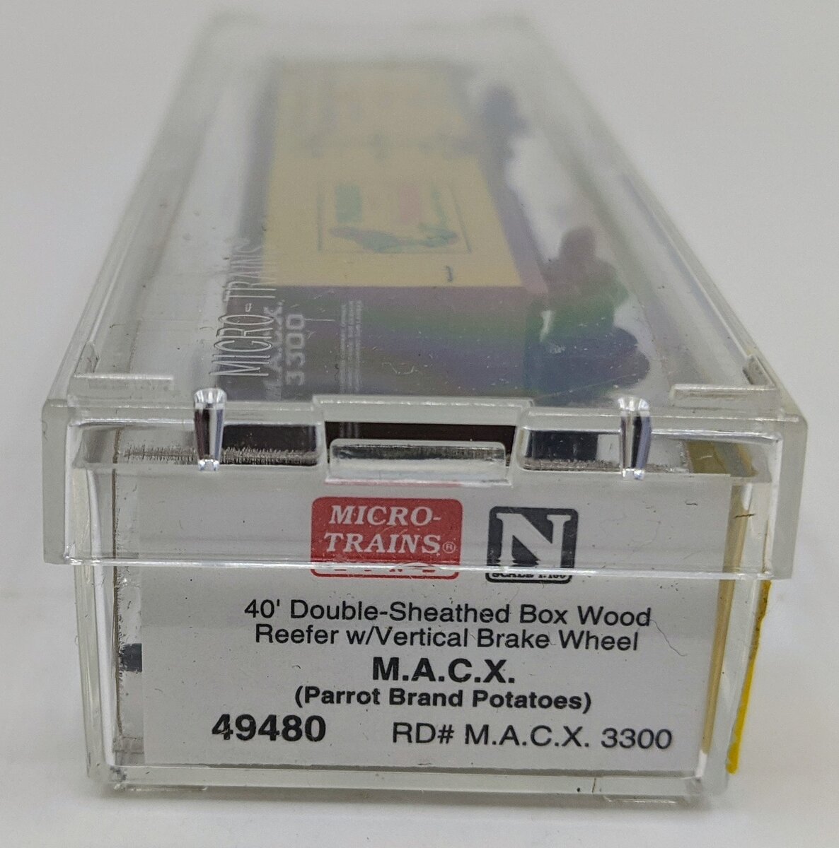 Micro-Trains 04900480 N MACX Parrot Brand Potatoes Double Sheathed Reefer #3300 LN/Box