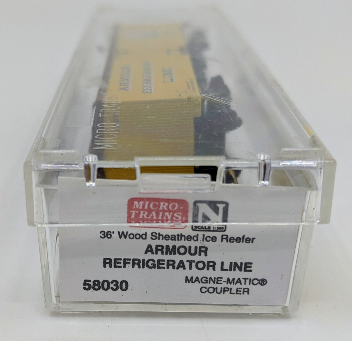 Micro-Trains 05800030 N Armour Refrigerator Line 36'' Wood Sheathed Reefer #7306 NIB