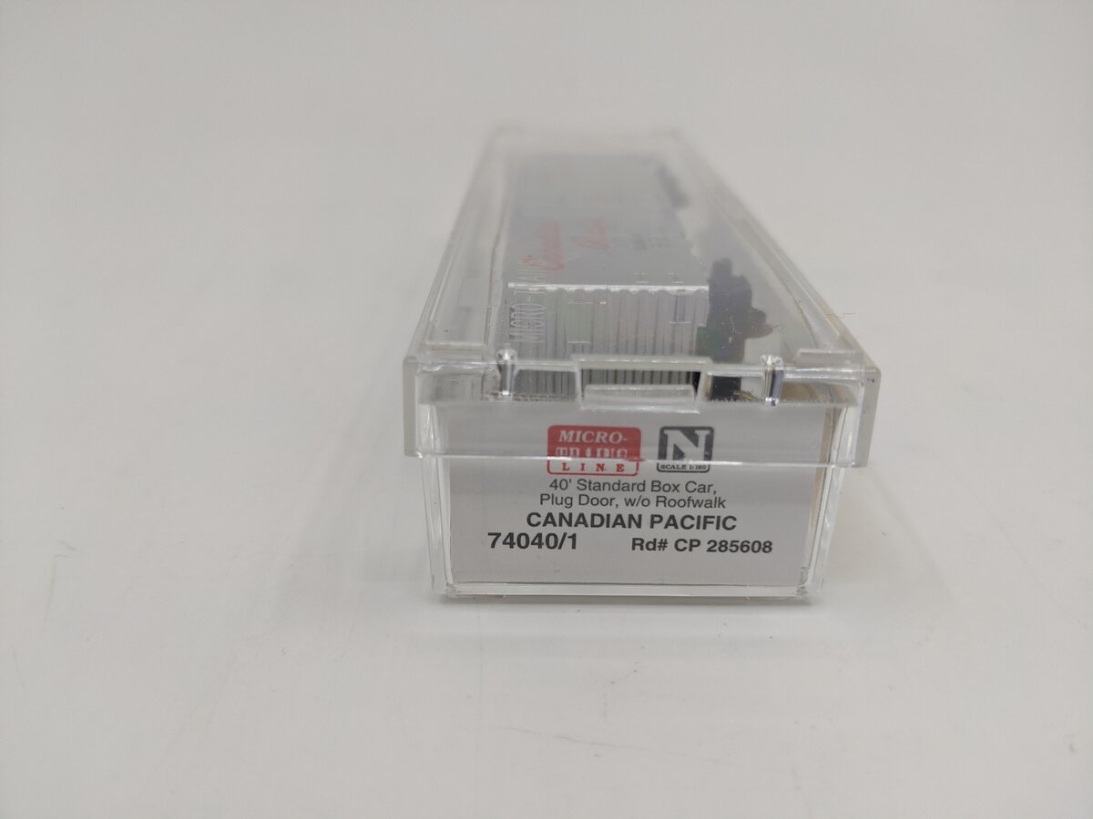 Micro-Trains 74040/1 N Canadian Pacific 40' Standard Plug Door Boxcar #285608