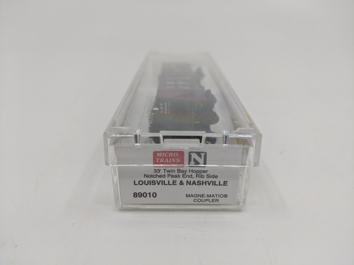 Micro-Trains 08900010 N Scale Louisville & Nashville 33' Twin Bay Hoppers #82200