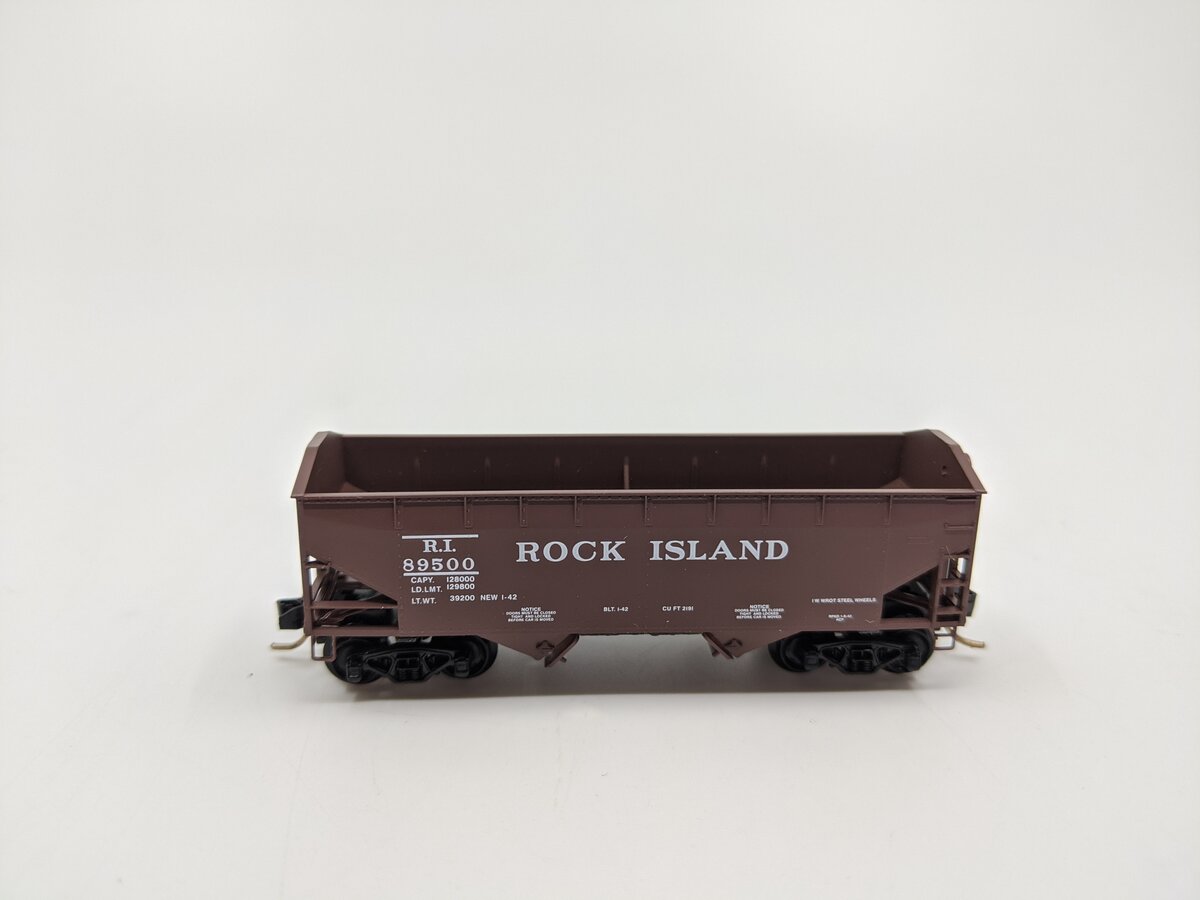 Micro-Trains 09000010 N Rock Island 33' 2-Bay Offset Hopper w/Arch Ends #89500 LN/Box