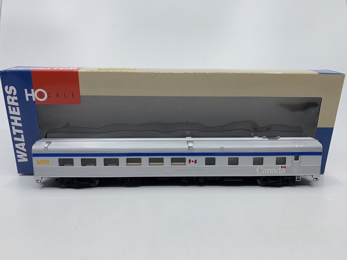 Walthers 932-16321 HO Scale 85' Budd Grill Diner Passenger Car LN/Box
