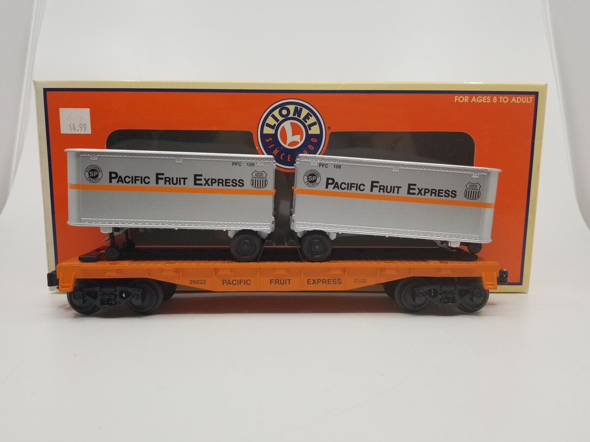 Lionel 6-26022 O Gauge Pacific Fruit Express Flatcar w/2 Trailers LN/Box