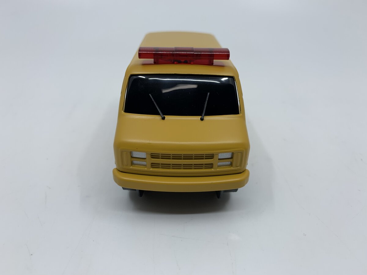 K-Line K2629-02 O Gauge Union Pacific Motorized Van