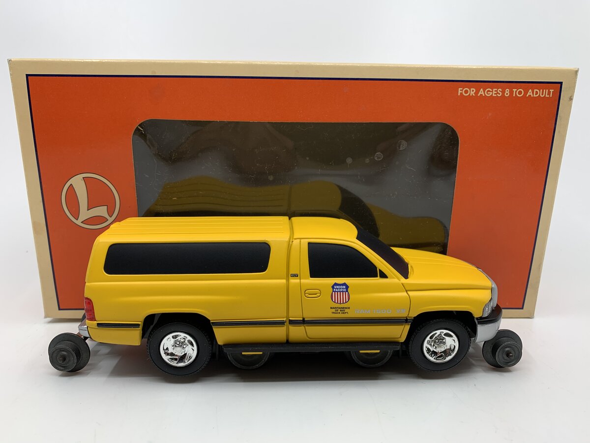 Lionel 6-18439 O Gauge Union Pacific Dodge Ram Track Inspection Vehicle EX/Box