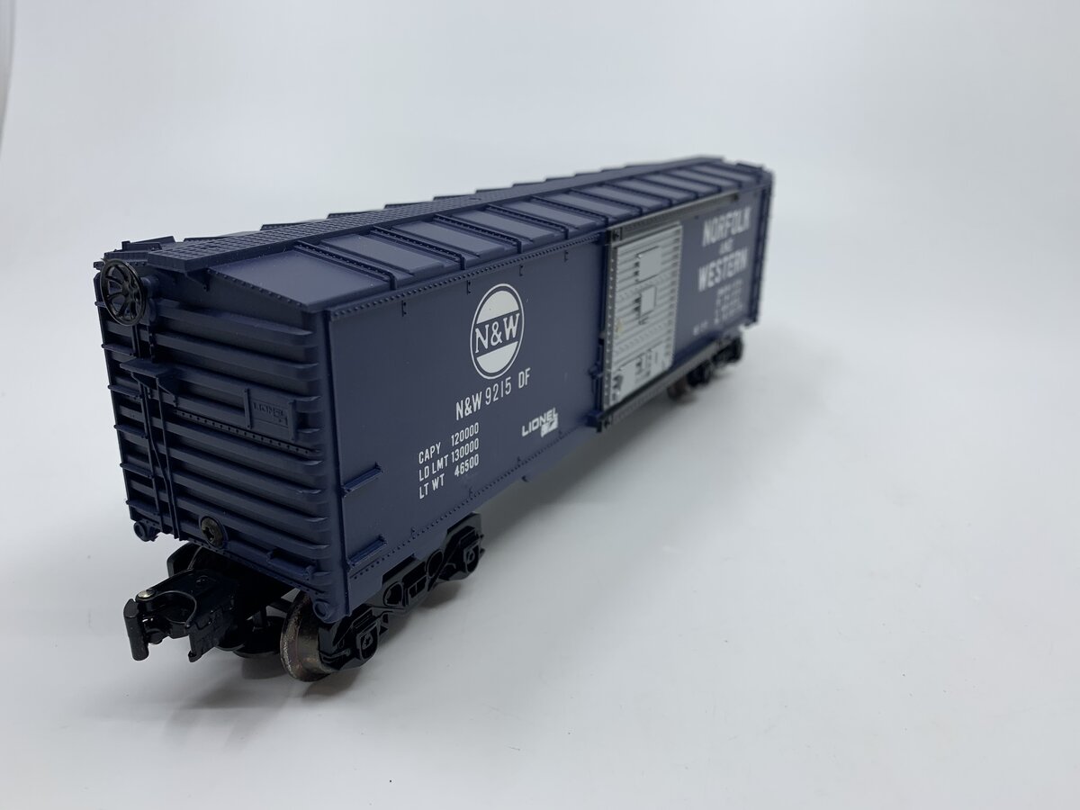 Lionel 6-9215 O Gauge Norfolk & Western Boxcar #9215 VG/Box