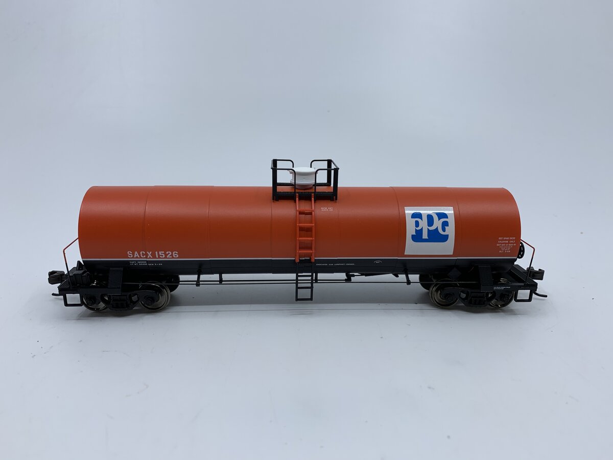 Atlas 1557-2 HO Scale PPG 17,360 Gallon Tank Car #SACX 1526 MT/Box