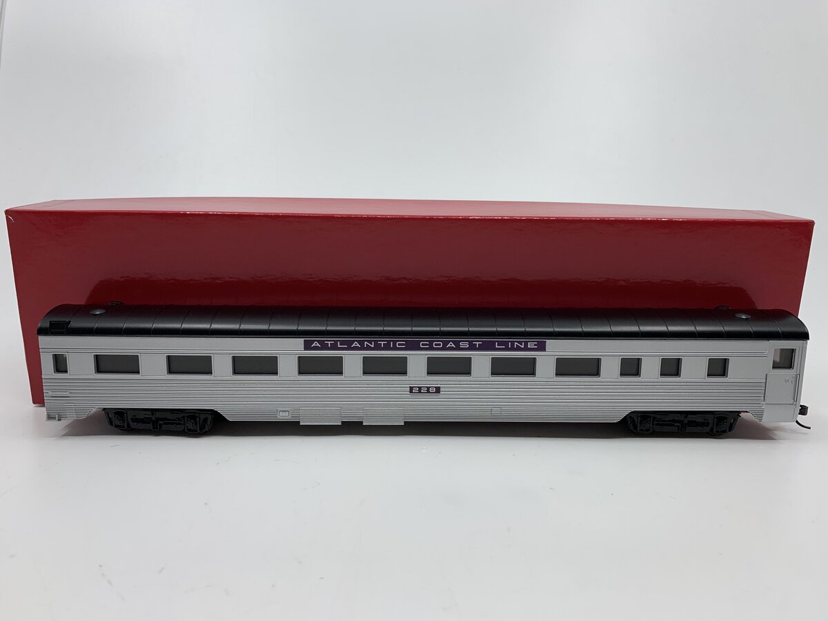 Branchline Trains 14914-1 HO Scale Atlantic Coast Line Coach #228