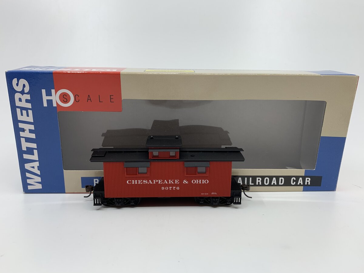 Walthers 932-7521 HO Scale C&O Wood Caboose #90776 LN/Box