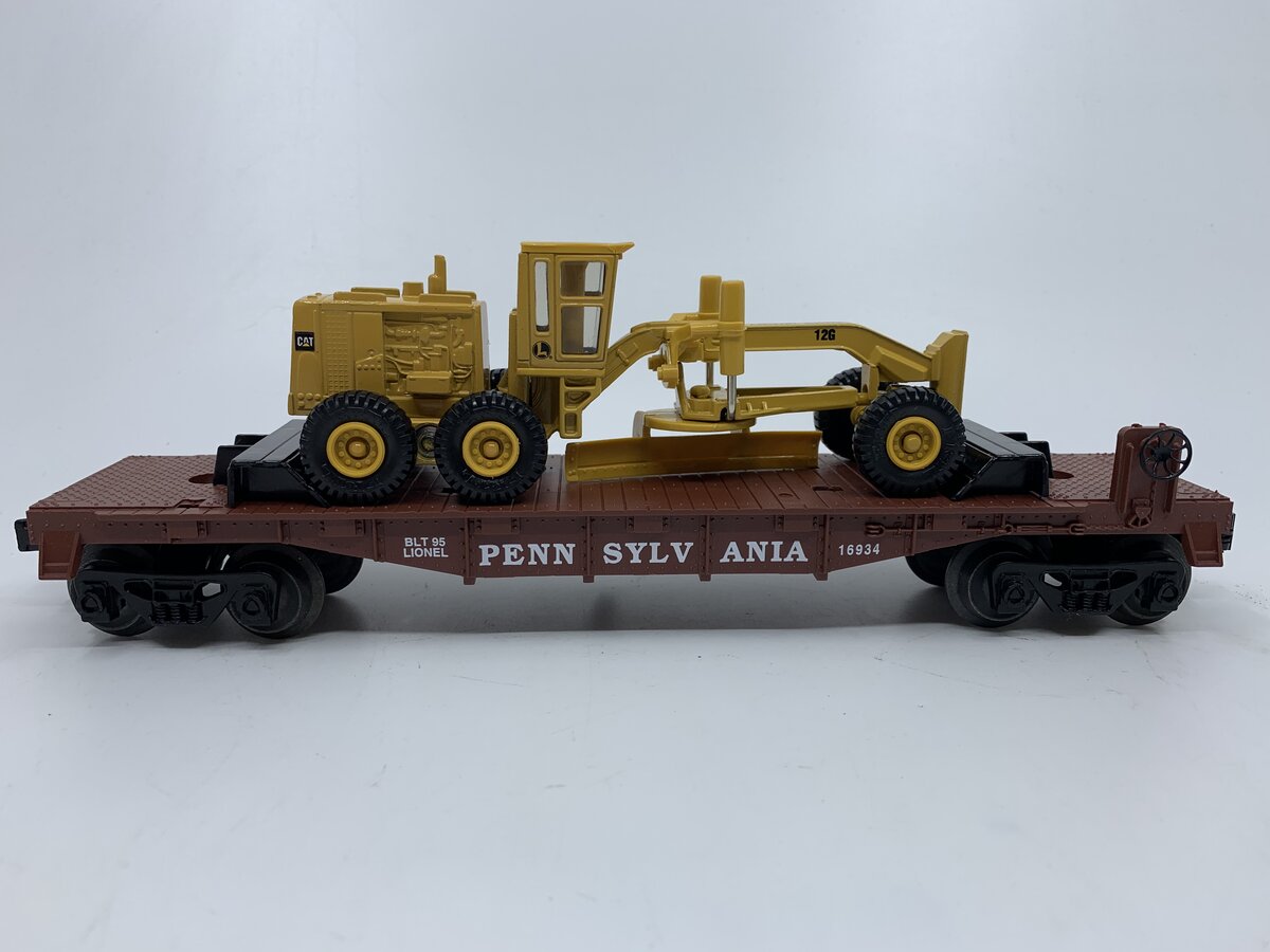 Lionel 6-16934 O Gauge Pennsylvania Flatcar w/Ertl Road Grader LN