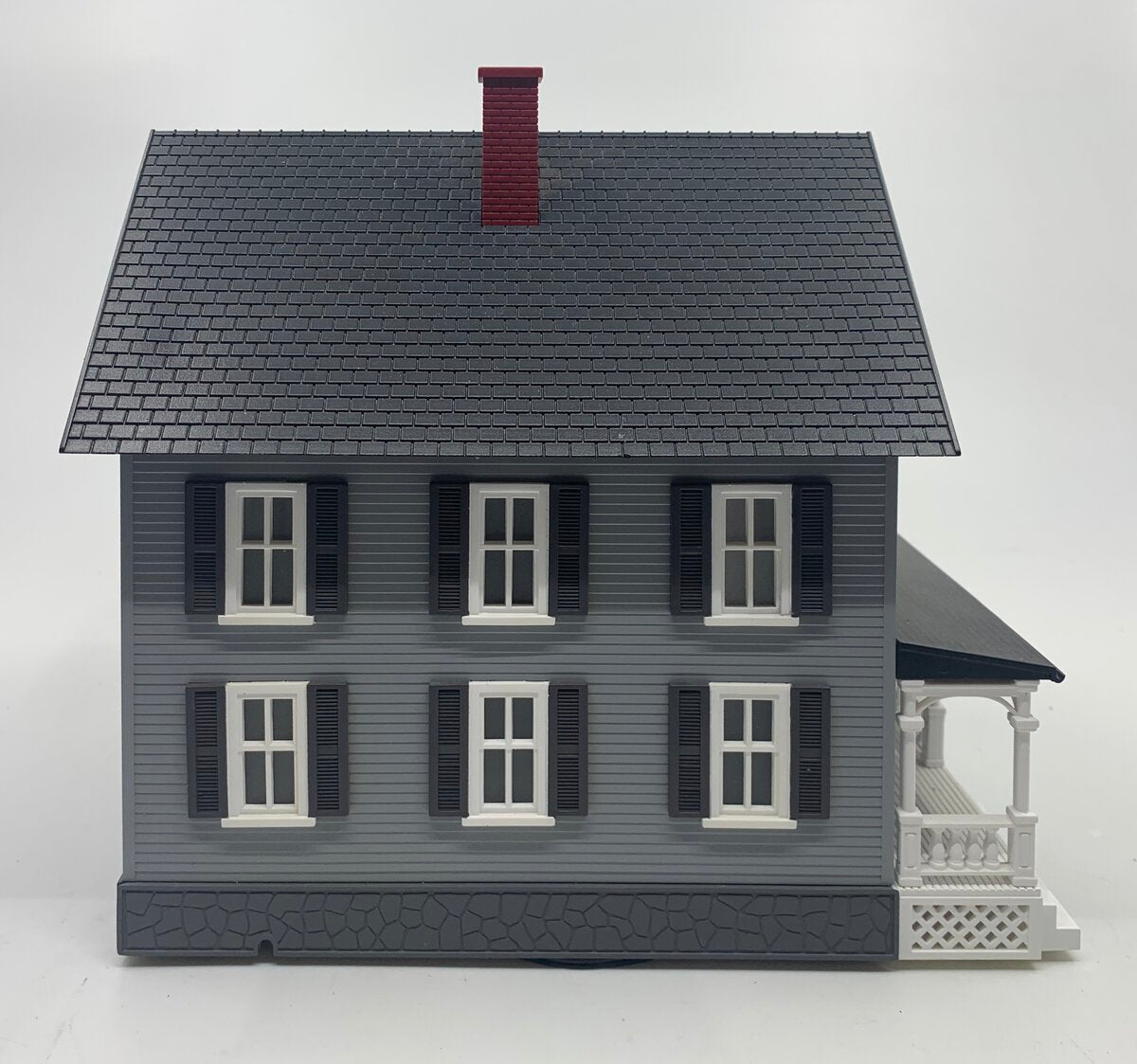 MTH 30-90054 O Gauge Farm House #6 - Gray w/Dark Gray Shutters