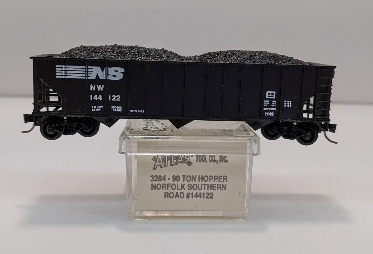 Atlas 3284 N Norfolk Southern 90 Ton Hopper #144122