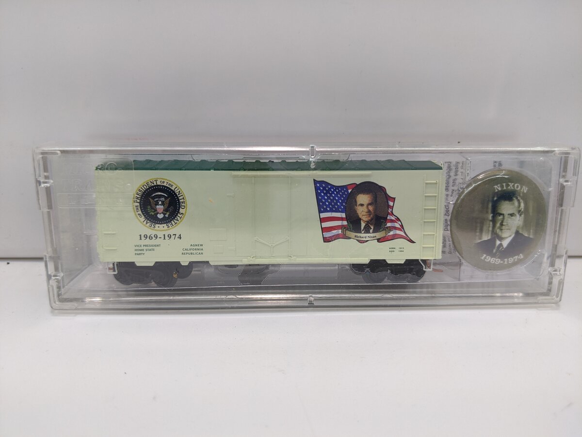 Micro-Trains 07400117 N Scale Richard M Nixon 40' Boxcar #1969-1974 w/Ladders LN/Box