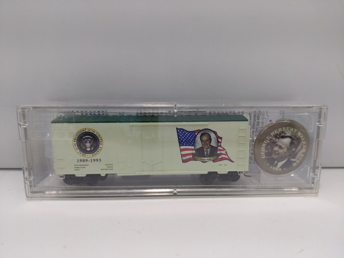 Micro-Trains 07400128 N George H. W. Bush 40' Plug Door Boxcar #1989-1993 LN/Box