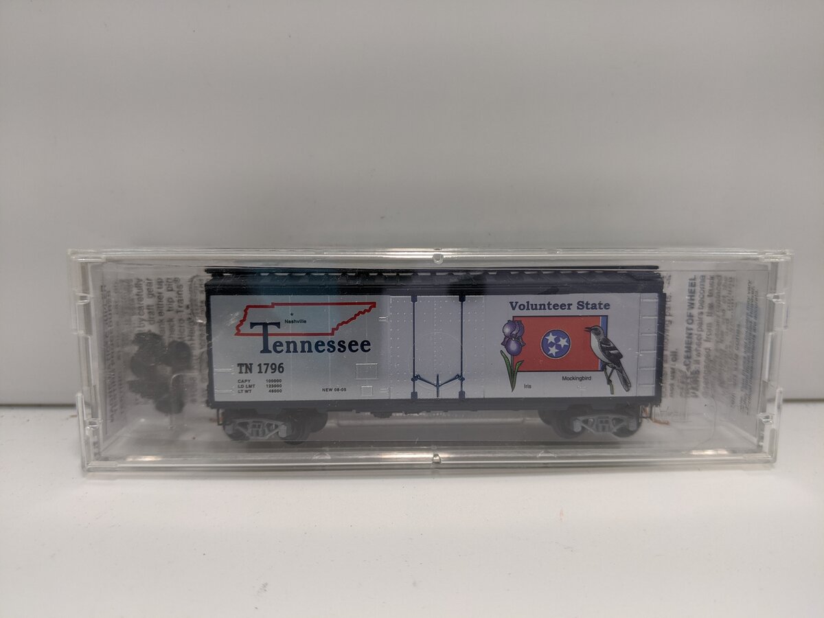 Micro-Trains 02100392 N Scale Tennessee 40' Standard Plug Door Boxcar #1796